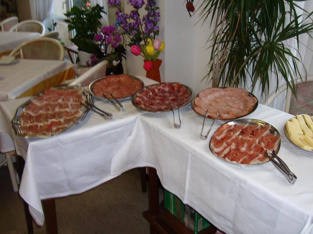 Hotel Villa Carla Grado Zewnętrze zdjęcie